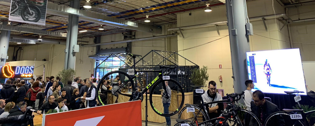 El grupo MA'S se involucró en el Salón de la Moto y la Bicicleta de Valencia 2019 proporcionando un servicio íntegro de pantallas LED. Pusimos a disposición de la organización de la Feria nuestras pantallas LED indoor para el visionado del Campeonato del Mundo de Motociclismo.